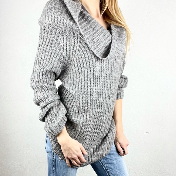 ENTRO |🐭 Oversized Big Slouchy Shrug Cowl Neck Sweater - Picture 1 of 13
